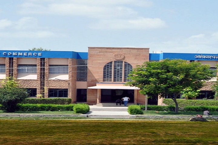 https://cache.careers360.mobi/media/colleges/social-media/media-gallery/16977/2020/1/30/College View of Onkarmal Somani College of Commerce Jodhpur_Campus-View.jpg